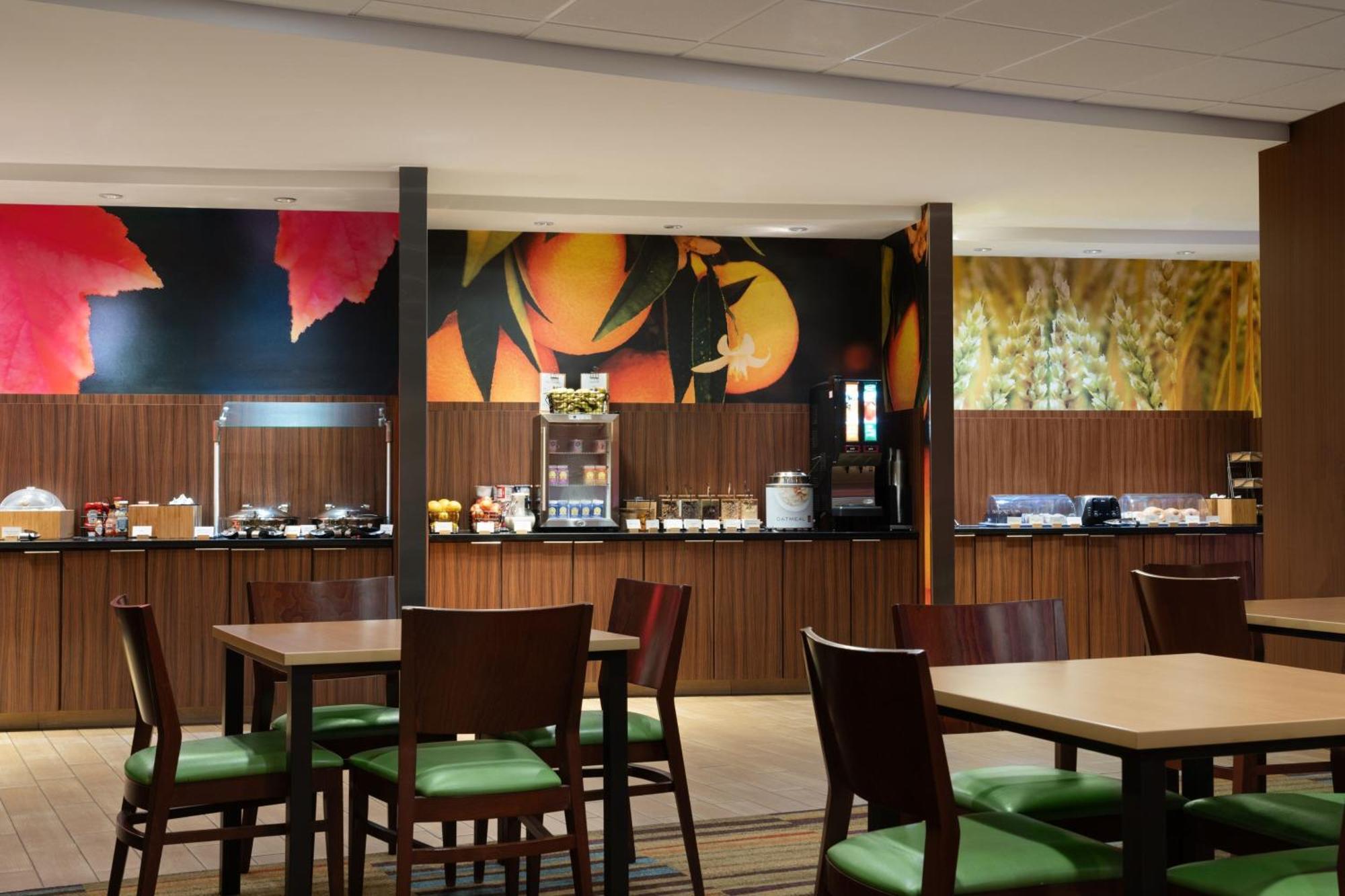 Fairfield Inn & Suites By Marriott לונדון מראה חיצוני תמונה