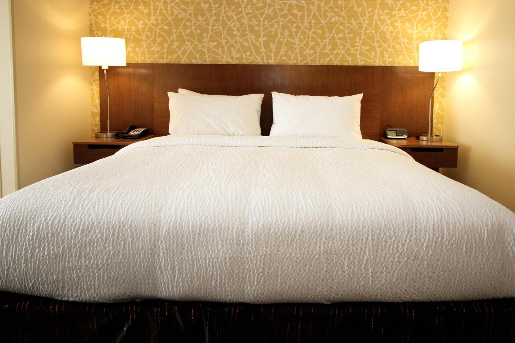 Fairfield Inn & Suites By Marriott לונדון מראה חיצוני תמונה