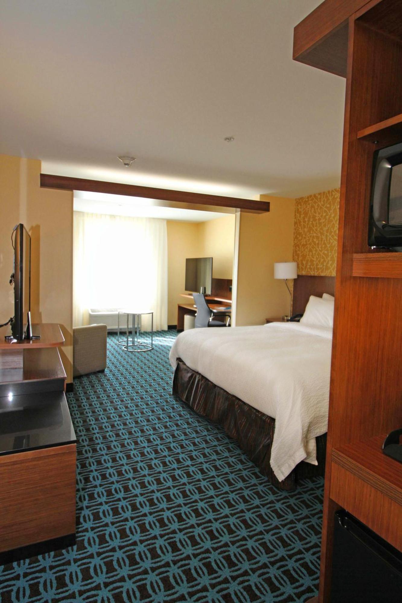 Fairfield Inn & Suites By Marriott לונדון מראה חיצוני תמונה