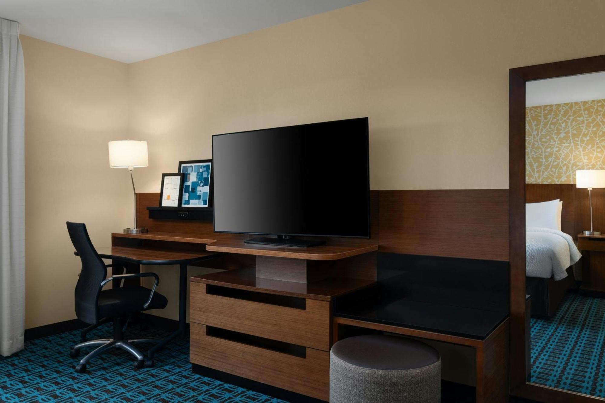 Fairfield Inn & Suites By Marriott לונדון מראה חיצוני תמונה